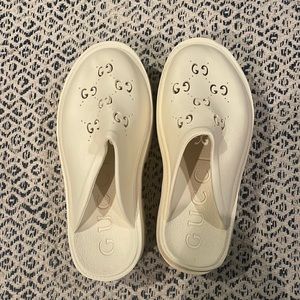 ✨GUCCI MULES✨